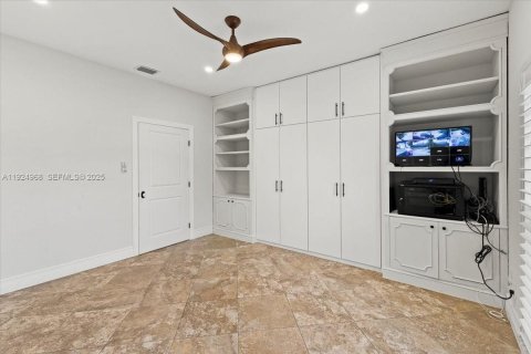 Casa en venta en Weston, Florida, 4 dormitorios, 315.59 m2 № 1983141 - foto 25