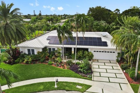 Casa en venta en Weston, Florida, 4 dormitorios, 315.59 m2 № 1983141 - foto 1