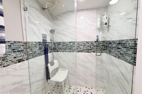 Copropriété à vendre à Pembroke Pines, Floride: 2 chambres, 110.74 m2 № 1966817 - photo 17