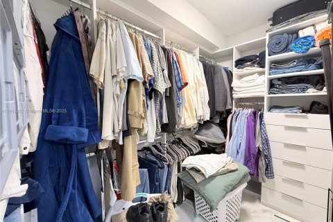 Copropriété à vendre à Pembroke Pines, Floride: 2 chambres, 110.74 m2 № 1966817 - photo 21