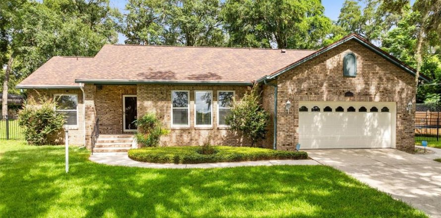 Villa ou maison à Apopka, Floride 3 chambres, 197.88 m2 № 1905808
