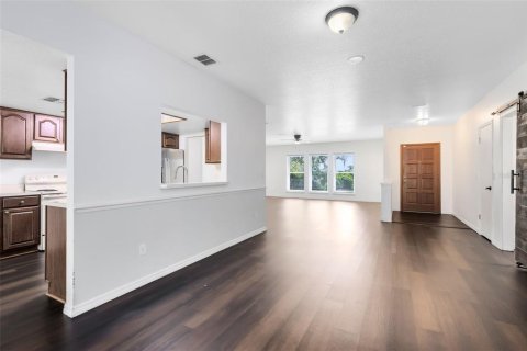 Villa ou maison à vendre à Apopka, Floride: 3 chambres, 197.88 m2 № 1905808 - photo 8