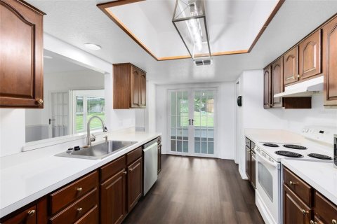 Villa ou maison à vendre à Apopka, Floride: 3 chambres, 197.88 m2 № 1905808 - photo 13