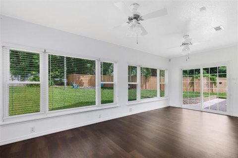 Villa ou maison à vendre à Apopka, Floride: 3 chambres, 197.88 m2 № 1905808 - photo 10