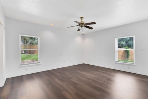 Villa ou maison à vendre à Apopka, Floride: 3 chambres, 197.88 m2 № 1905808 - photo 17