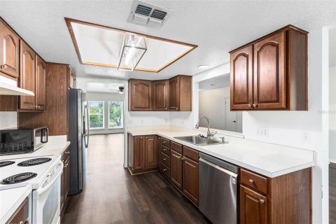 Villa ou maison à vendre à Apopka, Floride: 3 chambres, 197.88 m2 № 1905808 - photo 15