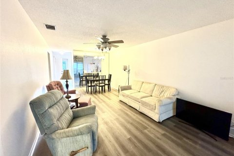 Casa en alquiler en Largo, Florida, 2 dormitorios, 89.46 m2 № 1914058 - foto 7