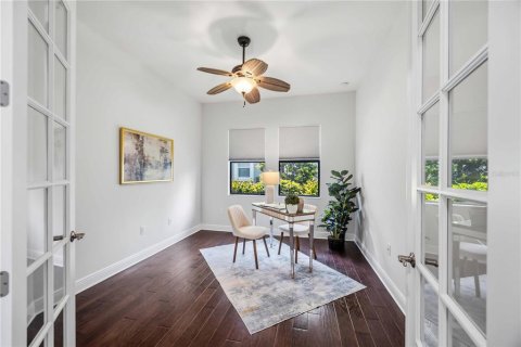House in Venice, Florida 3 bedrooms, 203.83 sq.m. № 2324033 - photo 9