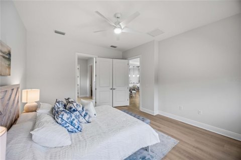 House in Venice, Florida 3 bedrooms, 203.83 sq.m. № 2324033 - photo 26