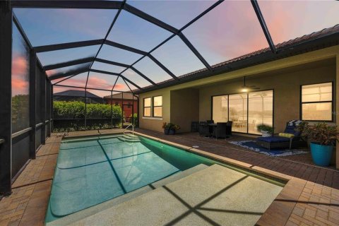 House in Venice, Florida 3 bedrooms, 203.83 sq.m. № 2324033 - photo 5