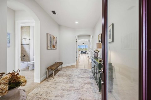 House in Venice, Florida 3 bedrooms, 203.83 sq.m. № 2324033 - photo 11