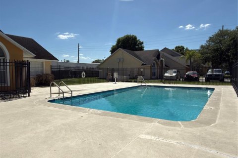 House in Kissimmee, Florida 2 bedrooms, 79.34 sq.m. № 2205668 - photo 24
