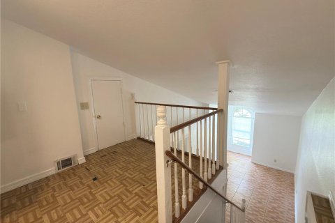 House in Kissimmee, Florida 2 bedrooms, 79.34 sq.m. № 2205668 - photo 11