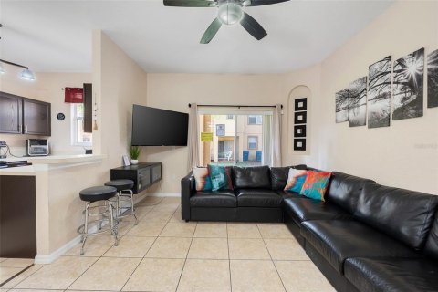 Adosado en venta en Davenport, Florida, 4 dormitorios, 138.61 m2 № 2103265 - foto 17