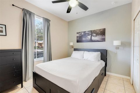Adosado en venta en Davenport, Florida, 4 dormitorios, 138.61 m2 № 2103265 - foto 28