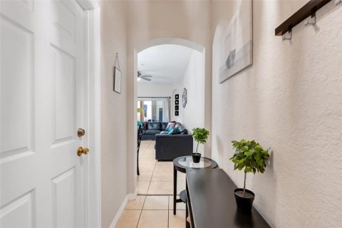 Adosado en venta en Davenport, Florida, 4 dormitorios, 138.61 m2 № 2103265 - foto 14
