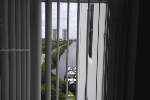 Купить кондоминиум в Авентура, Флорида 1 спальня, 75.25м2, № 2013915 - фото 8