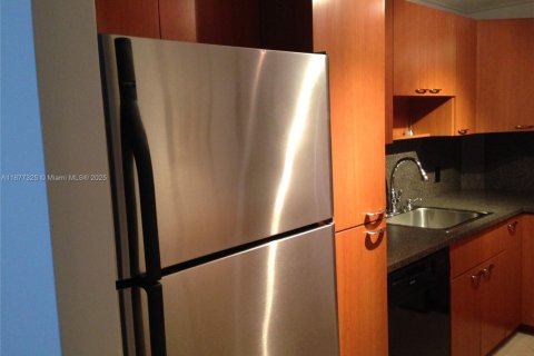 Купить кондоминиум в Авентура, Флорида 1 спальня, 75.25м2, № 2013915 - фото 3