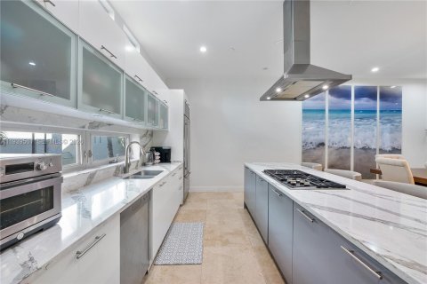 Townhouse in Pompano Beach, Florida 3 bedrooms, 274.06 sq.m. № 1996982 - photo 30