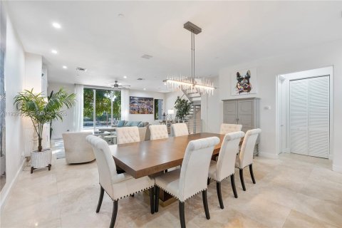 Townhouse in Pompano Beach, Florida 3 bedrooms, 274.06 sq.m. № 1996982 - photo 27