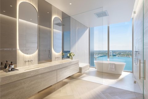 Condominio en venta en Miami Beach, Florida, 4 dormitorios, 301.65 m2 № 2045607 - foto 8