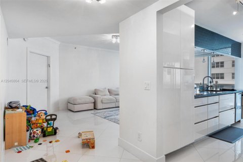 Купить кондоминиум в Серфсайд, Флорида 3 спальни, 153.29м2, № 2240159 - фото 6