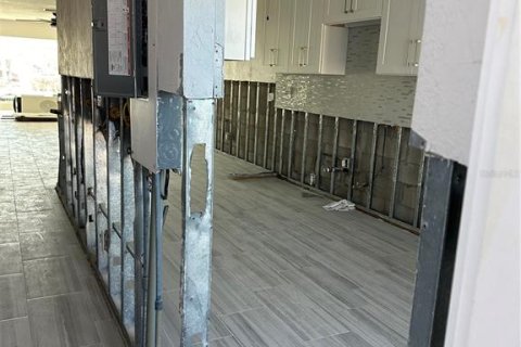 Купить виллу или дом в Сент-Питерсберг, Флорида 8 комнат, 130.06м2, № 1533754 - фото 3