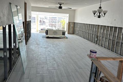 Купить виллу или дом в Сент-Питерсберг, Флорида 8 комнат, 130.06м2, № 1533754 - фото 15