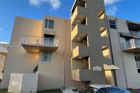 Condo à Miami, Floride, 1 chambre  № 2062609