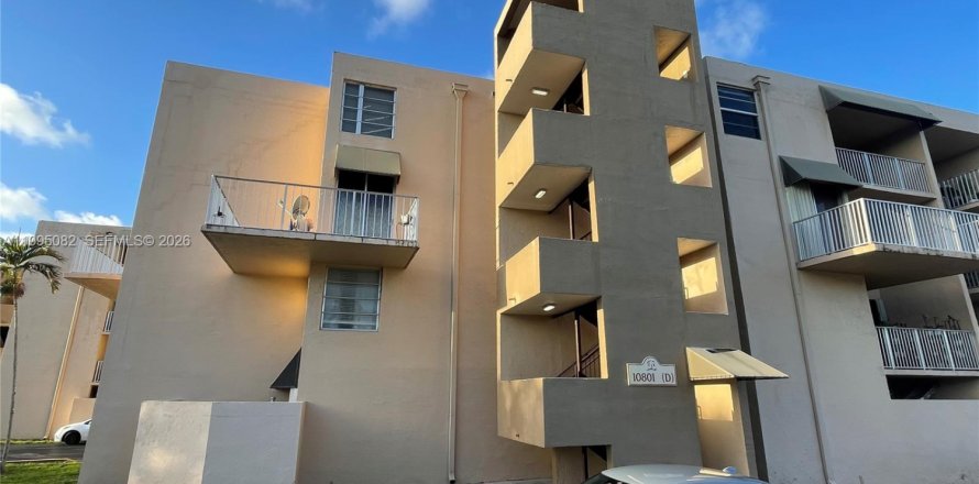 Condo à Miami, Floride, 1 chambre  № 2062609