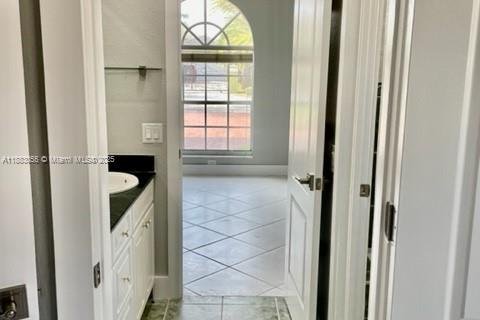 Villa ou maison à louer à Miami, Floride: 5 chambres, 338.91 m2 № 1930932 - photo 10