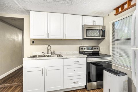 Casa en venta en Clearwater, Florida, 2 dormitorios, 66.89 m2 № 1584469 - foto 5