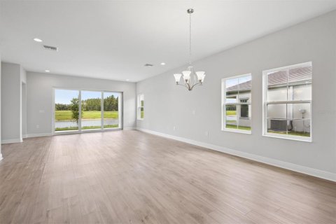 Villa ou maison à vendre à Zephyrhills, Floride: 3 chambres, 200.67 m2 № 1690648 - photo 3