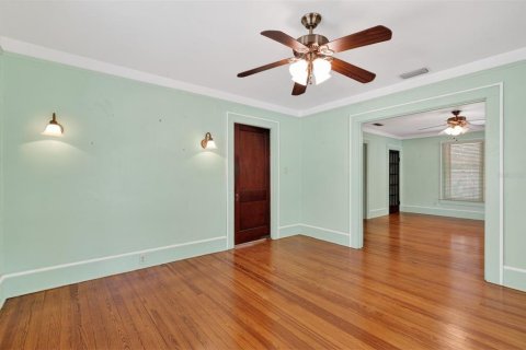 House in Gainesville, Florida 2 bedrooms, 101.45 sq.m. № 2110543 - photo 10