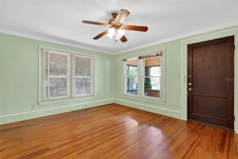 House in Gainesville, Florida 2 bedrooms, 101.45 sq.m. № 2110543 - photo 11