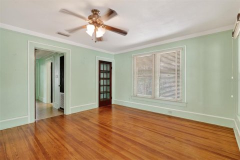 House in Gainesville, Florida 2 bedrooms, 101.45 sq.m. № 2110543 - photo 6