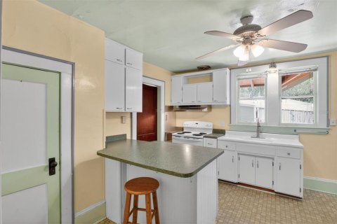 House in Gainesville, Florida 2 bedrooms, 101.45 sq.m. № 2110543 - photo 13