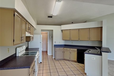 Casa en alquiler en Ocoee, Florida, 3 dormitorios, 130.62 m2 № 1844984 - foto 4