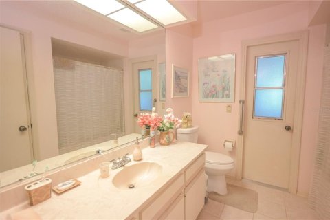 House in North Port, Florida 3 bedrooms, 197.97 sq.m. № 1869753 - photo 12