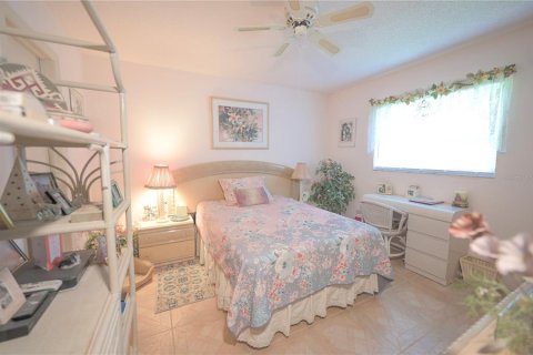 House in North Port, Florida 3 bedrooms, 197.97 sq.m. № 1869753 - photo 13