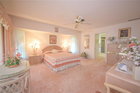 House in North Port, Florida 3 bedrooms, 197.97 sq.m. № 1869753 - photo 8