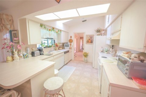 House in North Port, Florida 3 bedrooms, 197.97 sq.m. № 1869753 - photo 7