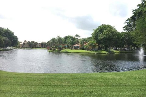 Condominio en alquiler en Plantation, Florida, 2 dormitorios, 89.65 m2 № 1847615 - foto 7