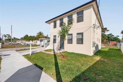 Propiedad comercial en venta en Miami, Florida, 110 m2 № 2030932 - foto 2