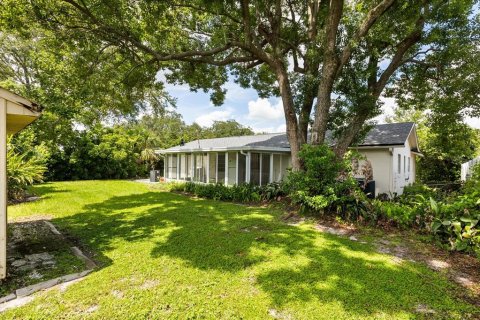 House in Winter Park, Florida 5 bedrooms, 180.69 sq.m. № 1912889 - photo 2