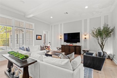 House in Orlando, Florida 5 bedrooms, 348.66 sq.m. № 1865907 - photo 10