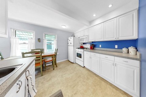 House in Bradenton, Florida 1 bedroom, 69.49 sq.m. № 1759628 - photo 23