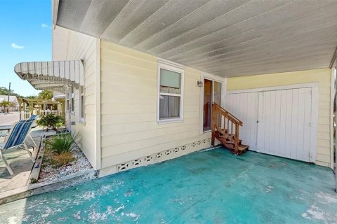 House in Bradenton, Florida 1 bedroom, 69.49 sq.m. № 1759628 - photo 15