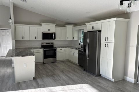 Casa en venta en Citrus Springs, Florida, 3 dormitorios, 142.14 m2 № 1899728 - foto 13