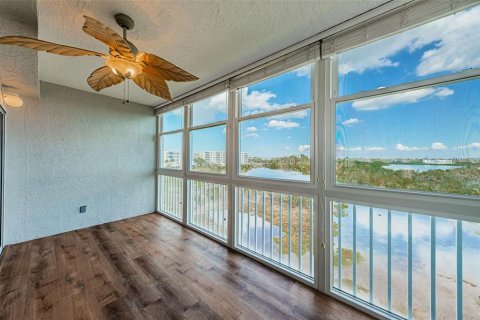 Купить кондоминиум в Мадейра - Бич, Флорида 3 комнаты, 148.18м2, № 1530040 - фото 14
